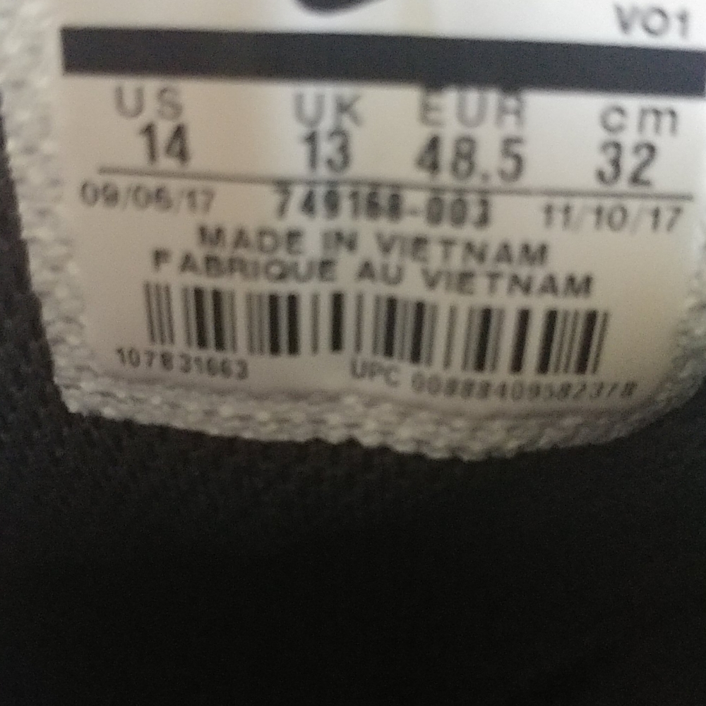Nike - Picture 7 of 13